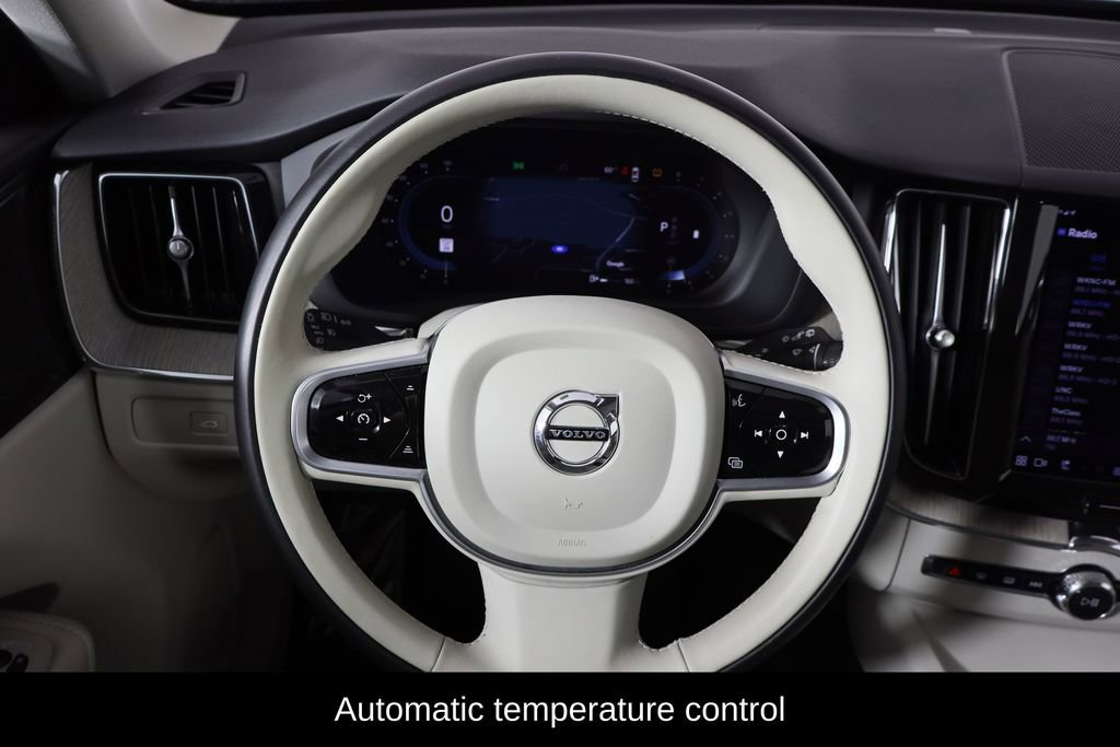 Used 2023 Volvo XC60 B5 Plus w/ Climate Package image 7