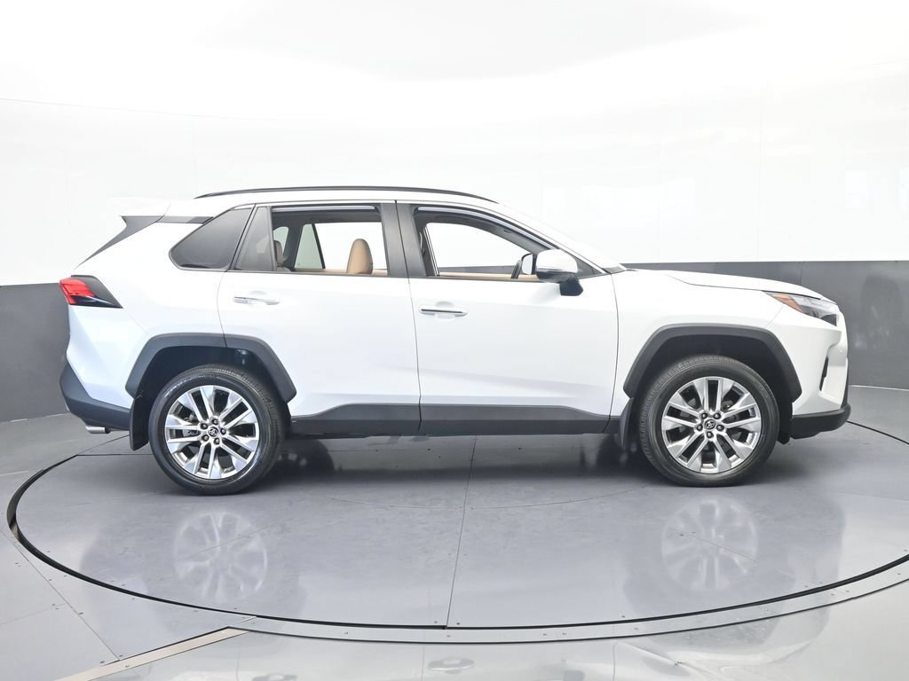 Used 2023 Toyota RAV4 Limited FWD image 7