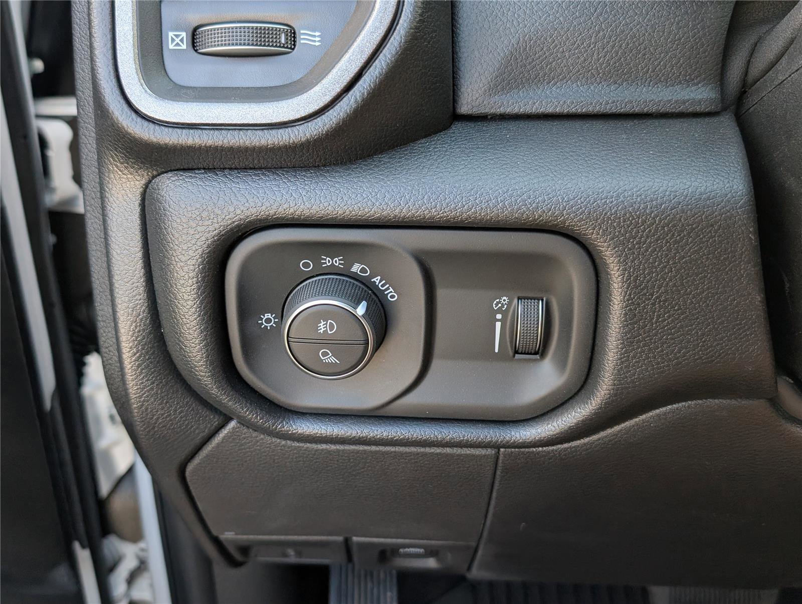 New 2026 RAM 3500 Tradesman image 14