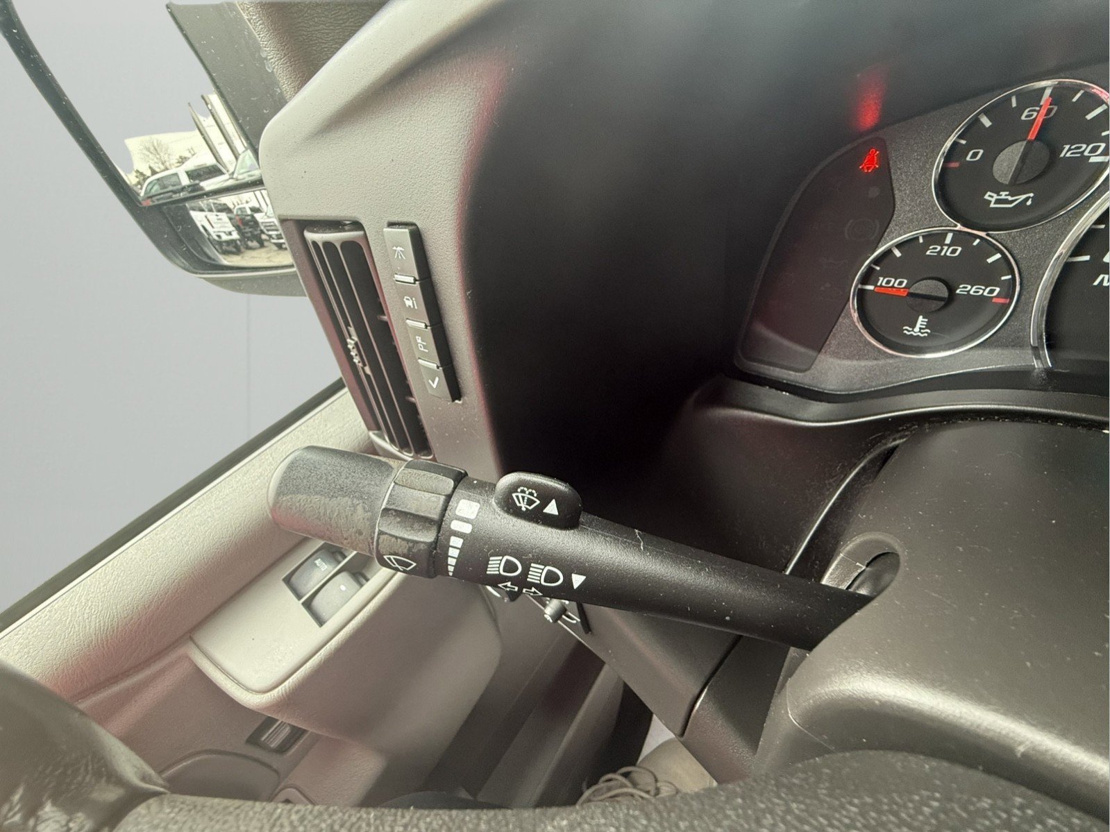 Used 2021 Chevrolet Express 2500 w/ Driver Convenience Package image 25