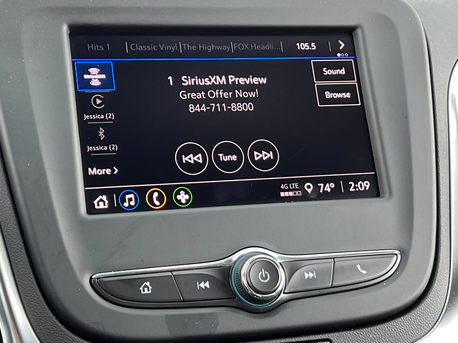 Used 2024 Chevrolet Equinox LT AWD/4WD image 21