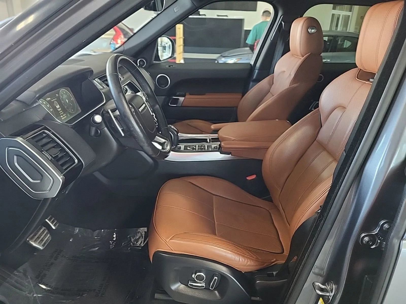 Used 2017 Land Rover Range Rover Sport Supercharged image 10