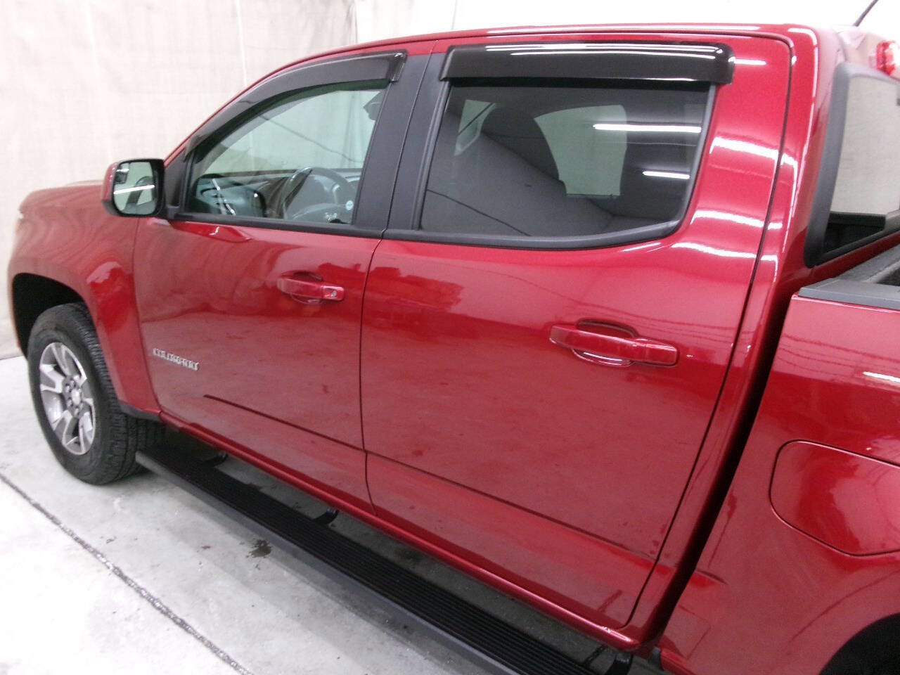 Used 2020 Chevrolet Colorado Z71 AWD/4WD image 9