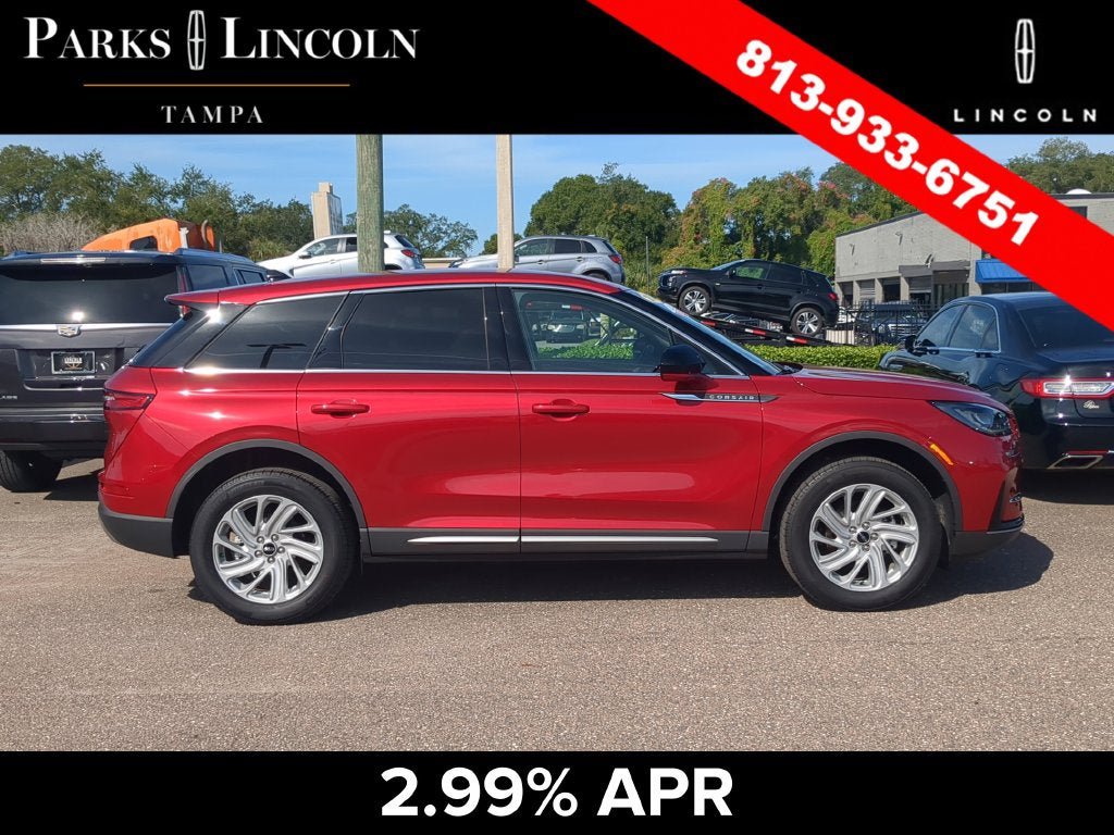 Certified 2025 Lincoln Corsair FWD image 3