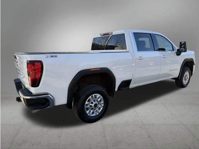 Used 2023 GMC Sierra 2500 SLE w/ SLE Convenience Package AWD/4WD image 5