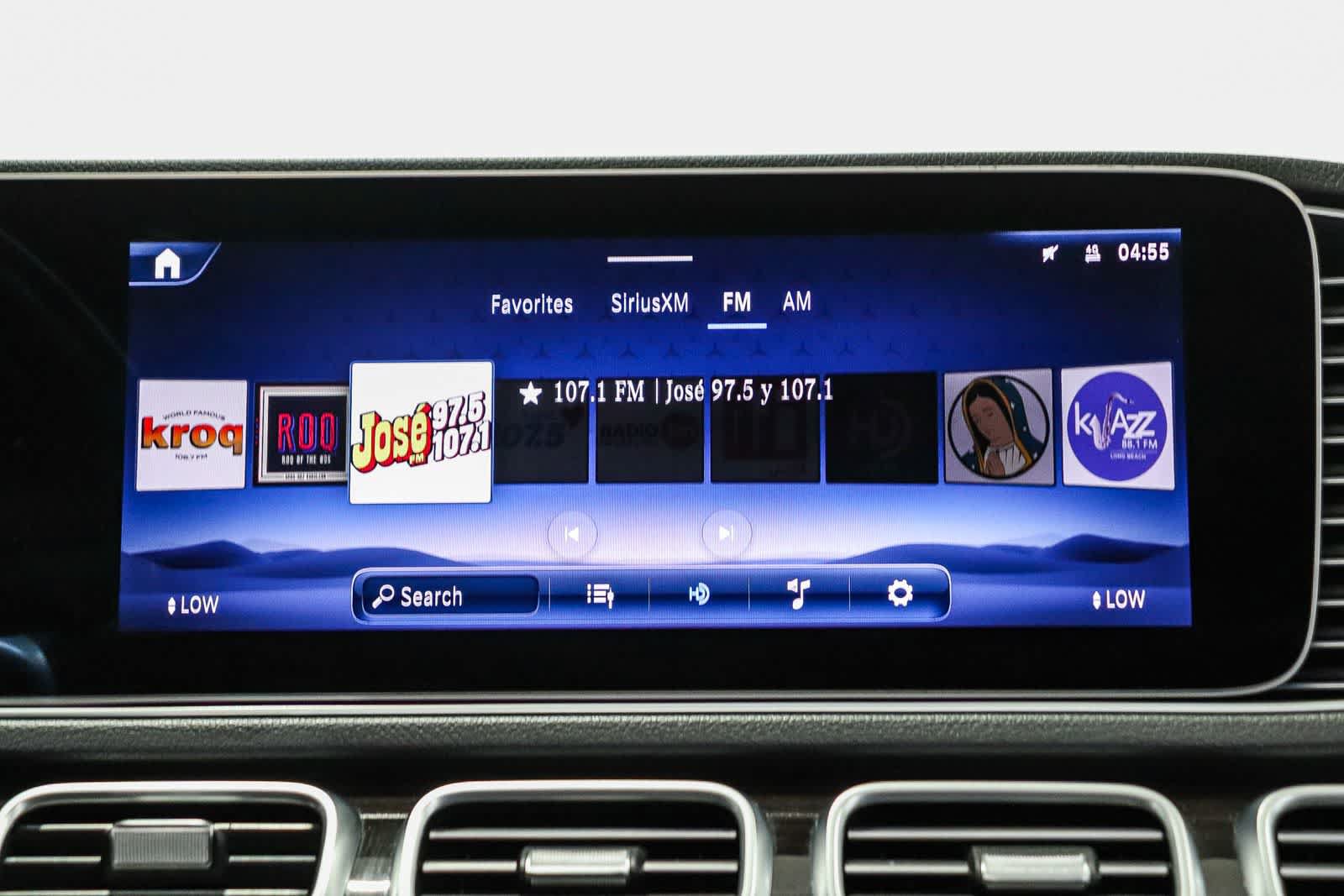 Used 2024 Mercedes-Benz GLE 350 4MATIC w/ 3rd Row Seat Package image 15