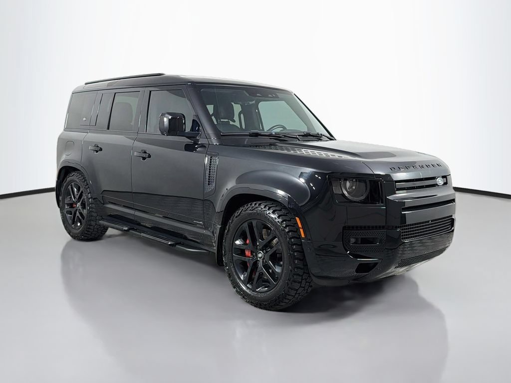 Certified 2023 Land Rover Defender 110 X AWD/4WD image 3