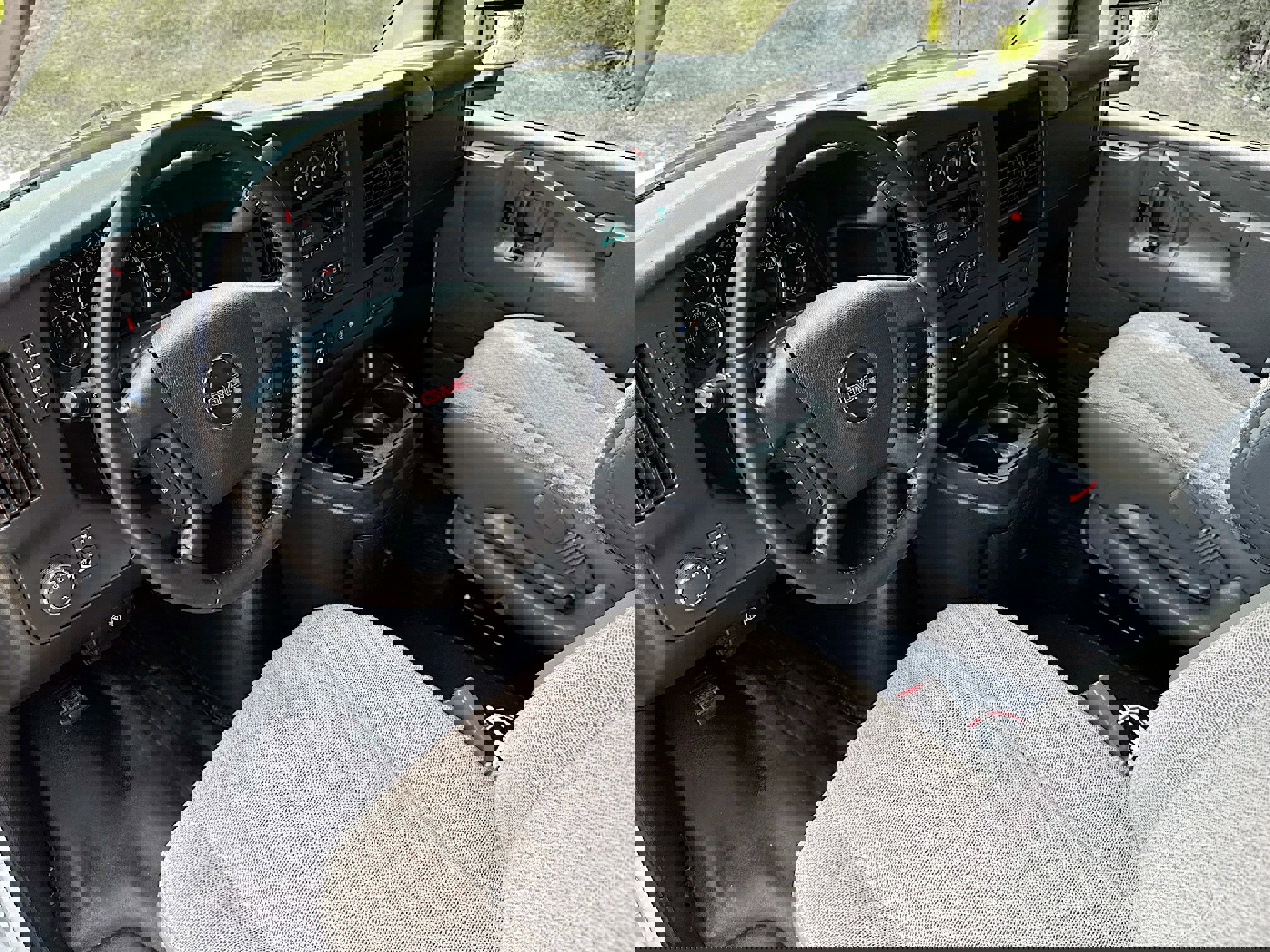 Used 2022 GMC Savana 3500 w/ Power Convenience Package image 4