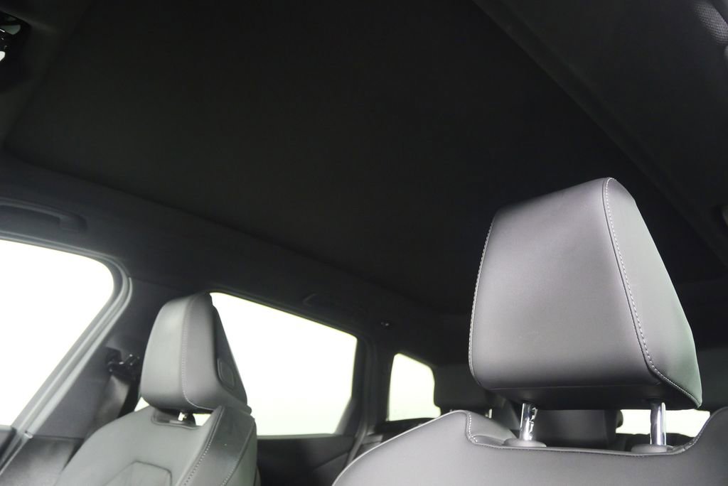 Certified 2025 BMW X3 xDrive30i image 11