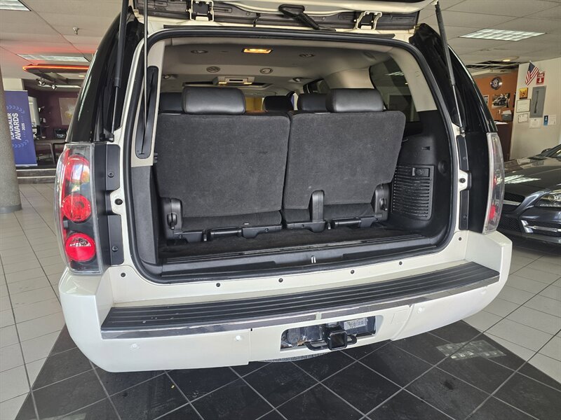 Used 2010 GMC Yukon Denali AWD/4WD image 30
