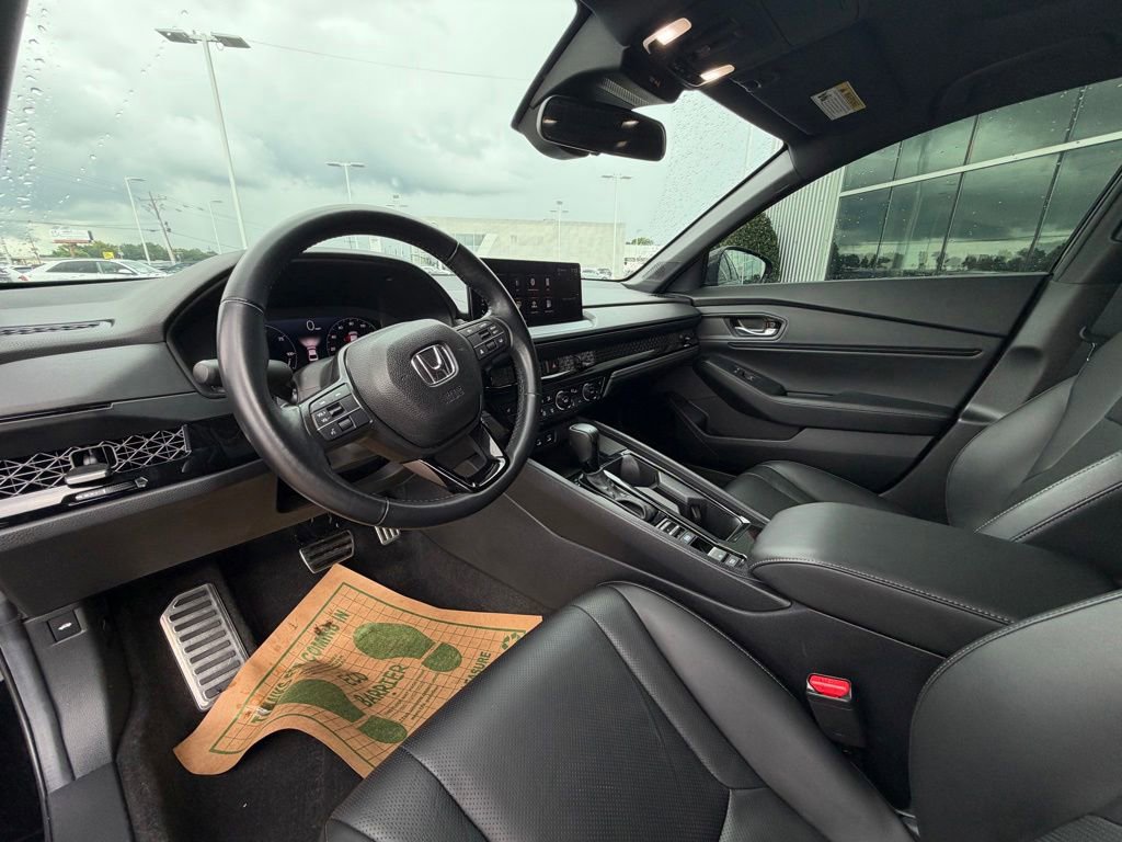 Used 2024 Honda Accord Sport image 8