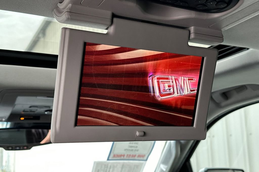 Used 2016 GMC Yukon Denali w/ Open Road Package image 16