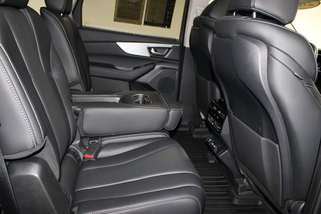 Used 2023 Acura MDX SH-AWD w/ Technology Package image 34