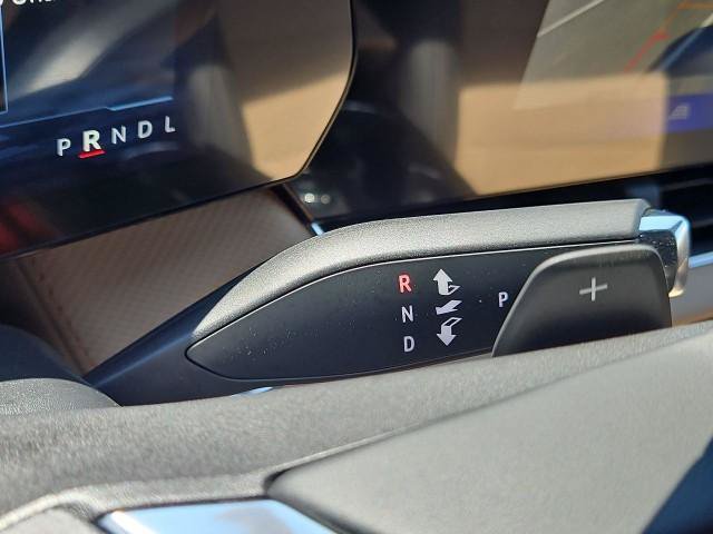 New 2027 Chevrolet Equinox ACTIV FWD image 16