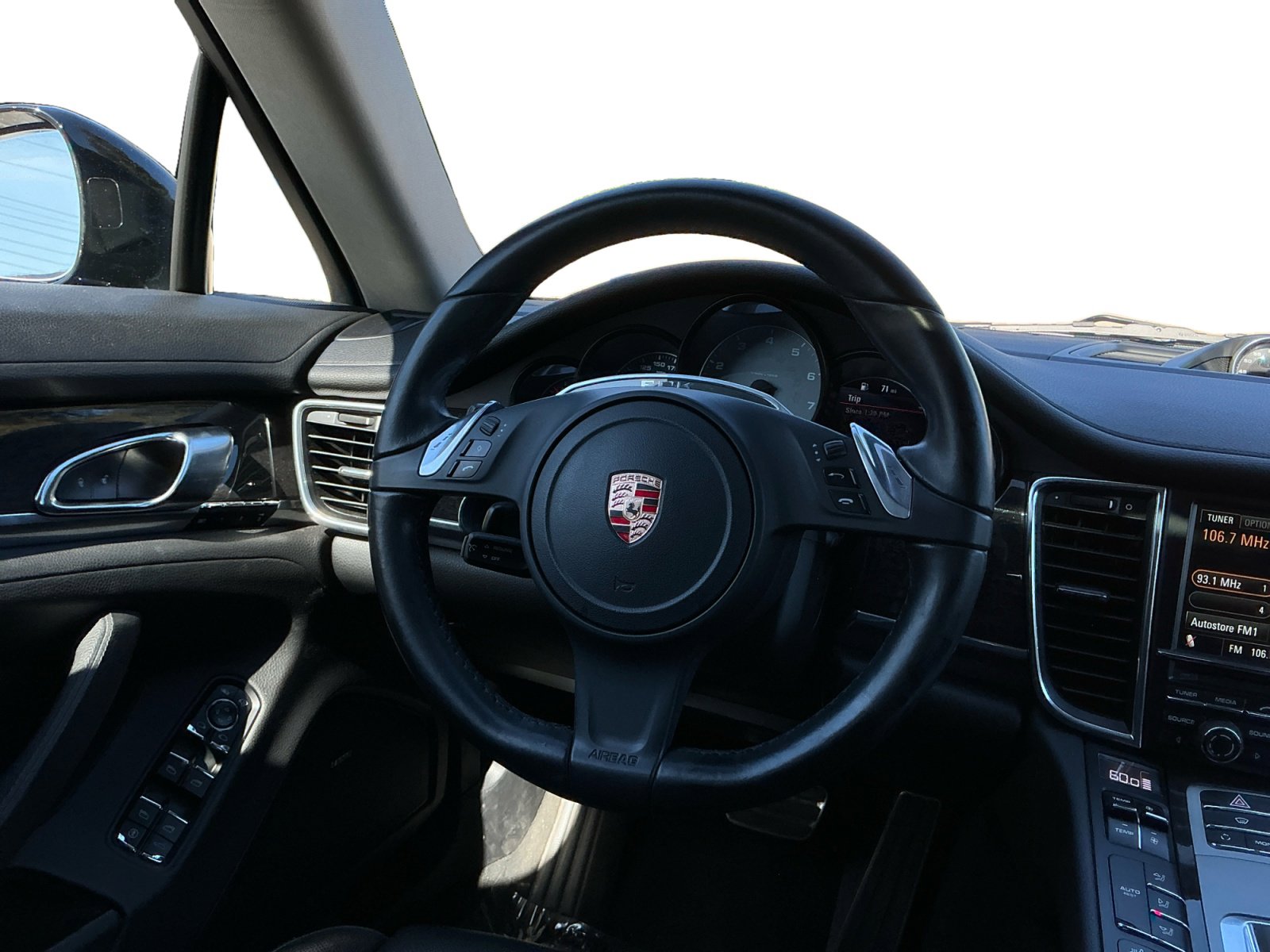 Used 2013 Porsche Panamera S image 11