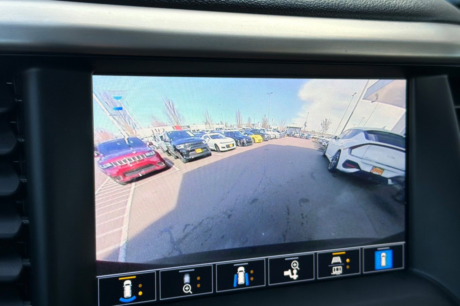 Used 2023 GMC Acadia Denali w/ Black Diamond Edition image 21