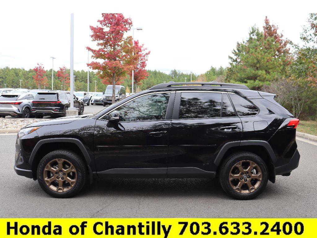 Used 2024 Toyota RAV4 Hybrid Woodland image 4