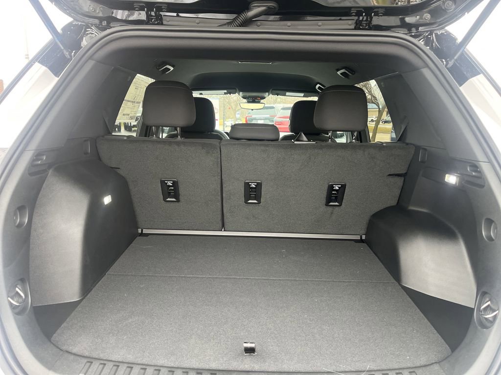 New 2026 Chevrolet Equinox LT w/ Safety and Technology Package image 26