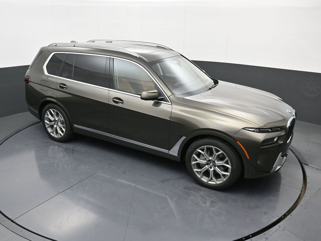 New 2025 BMW X7 xDrive40i image 40