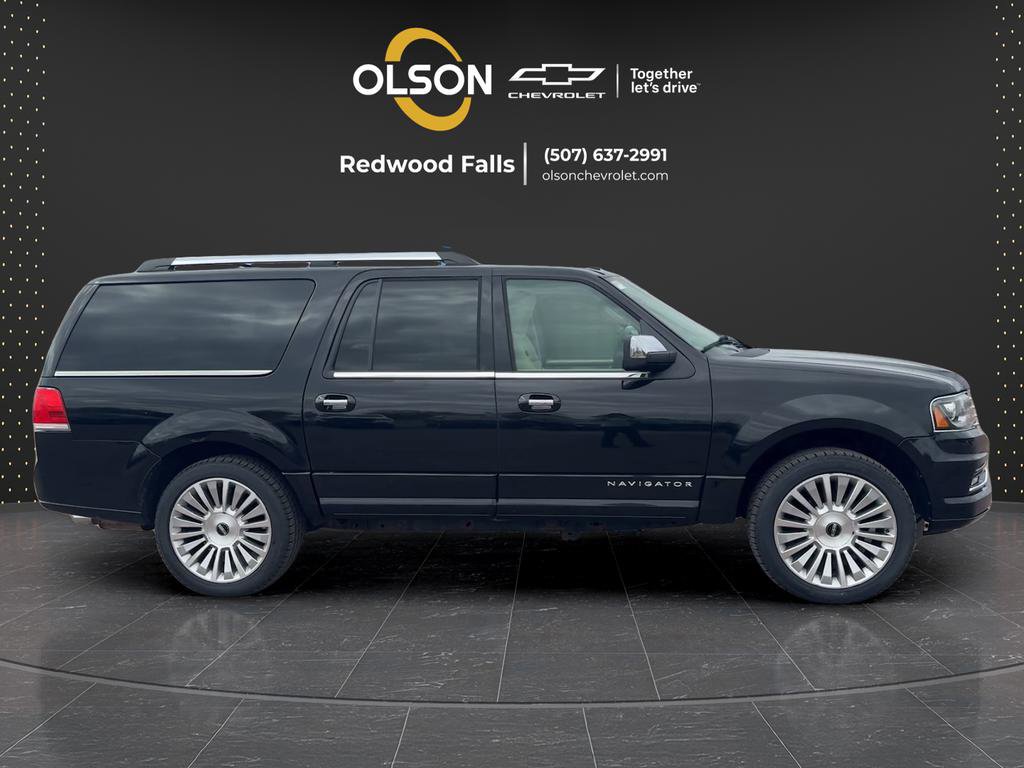 Used 2015 Lincoln Navigator L 4WD w/ Equipment Group 101A Reserve image 6
