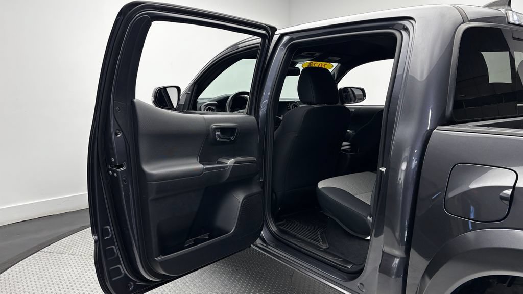 Used 2023 Toyota Tacoma TRD Sport AWD/4WD image 36