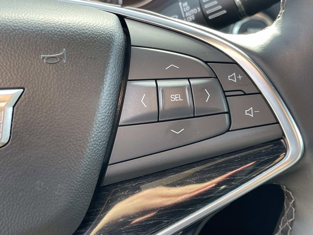 Certified 2025 Cadillac XT5 Premium Luxury image 40