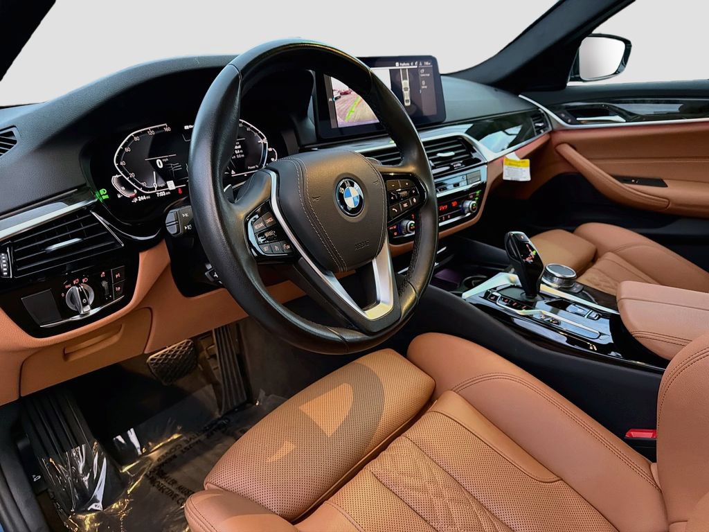 Used 2023 BMW 530e RWD image 25