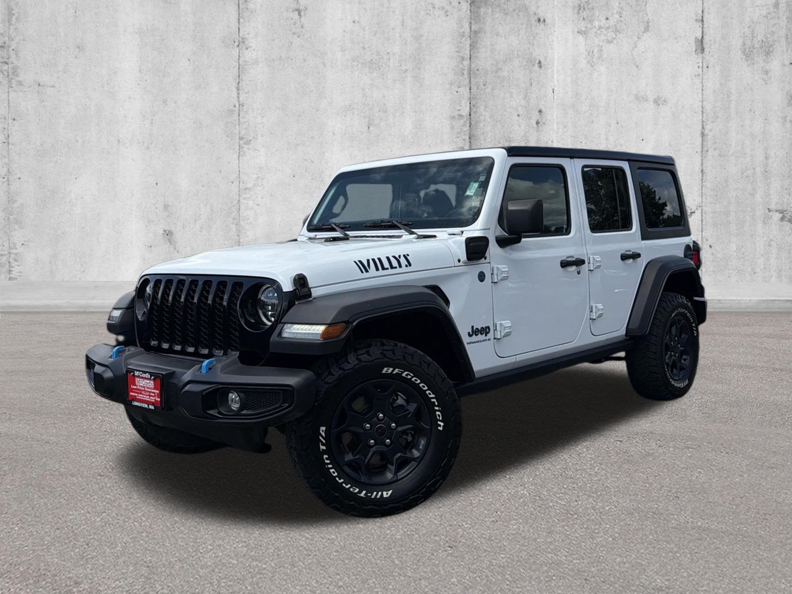 Used 2023 Jeep Wrangler Unlimited w/ Cold Weather Group AWD/4WD image 1