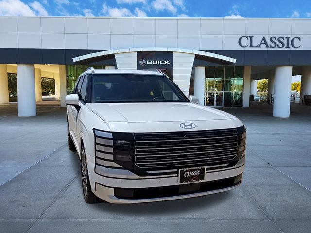 Used 2026 Hyundai Palisade Calligraphy FWD image 2