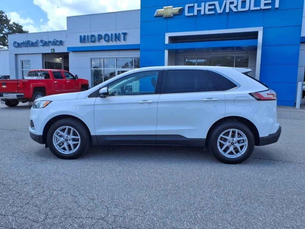 Used 2024 Ford Edge SEL image 6