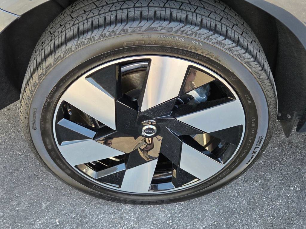 Used 2025 Volvo XC60 T8 Plus w/ Protection Package Premier AWD/4WD image 10