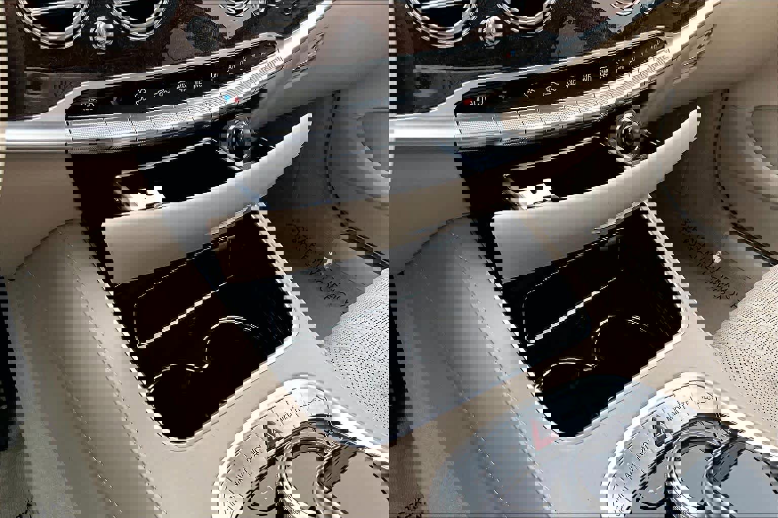 Used 2018 Mercedes-Benz S 560 4MATIC Sedan image 36