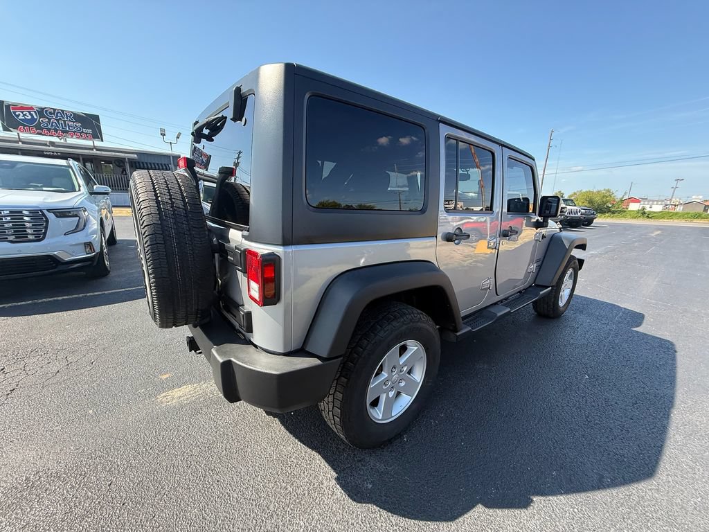 Used 2018 Jeep Wrangler Unlimited Sport S AWD/4WD image 3
