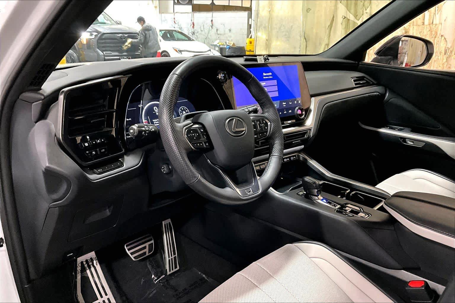 Used 2024 Lexus TX 500h AWD w/ Technology Package image 18