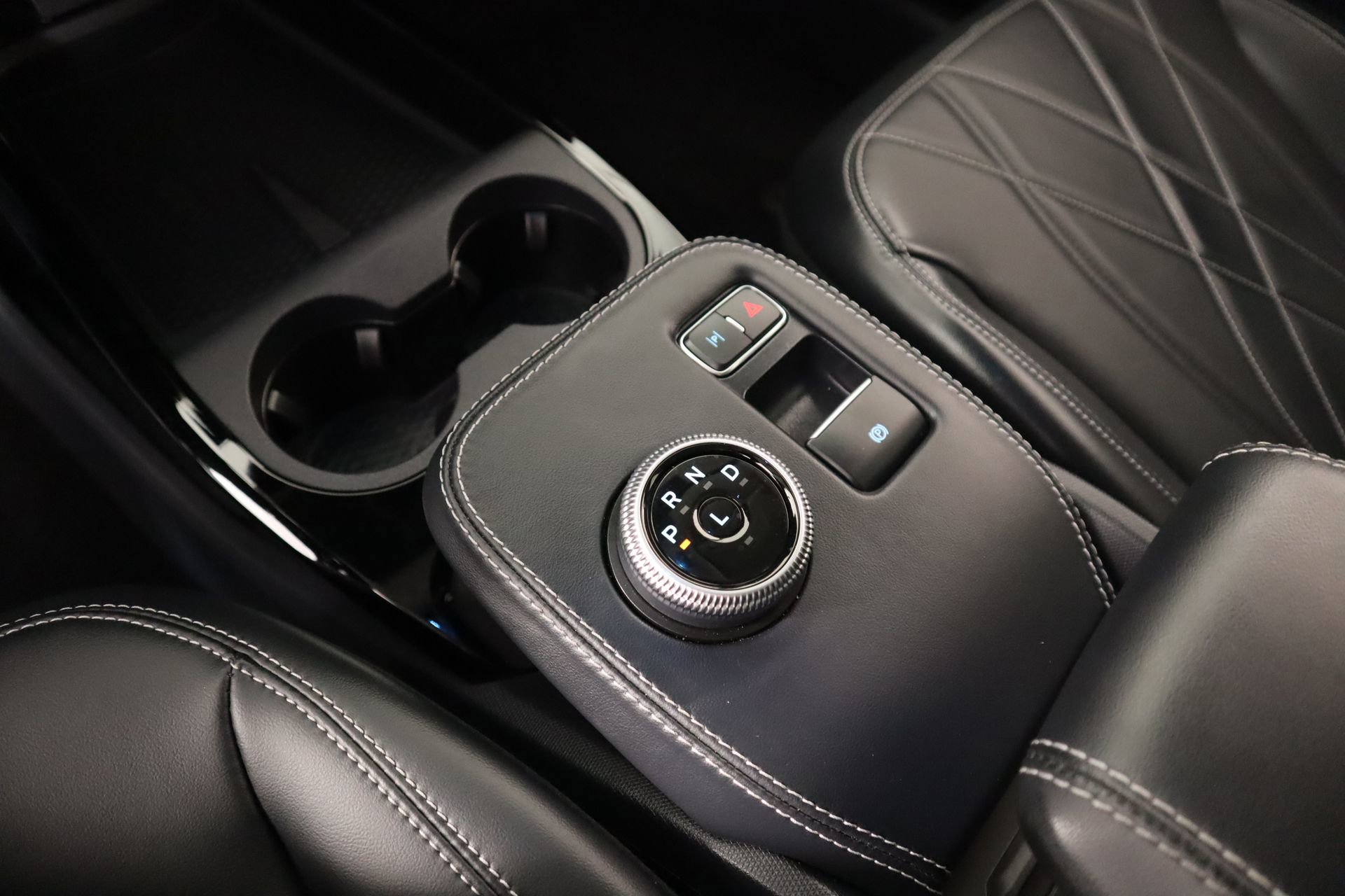 Used 2023 Ford Mustang Mach-E Select image 8