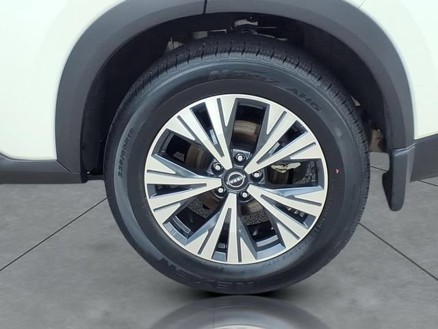 Certified 2023 Nissan Rogue SV AWD/4WD image 5
