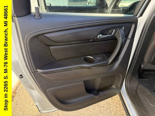 Used 2017 Chevrolet Traverse LT FWD image 15