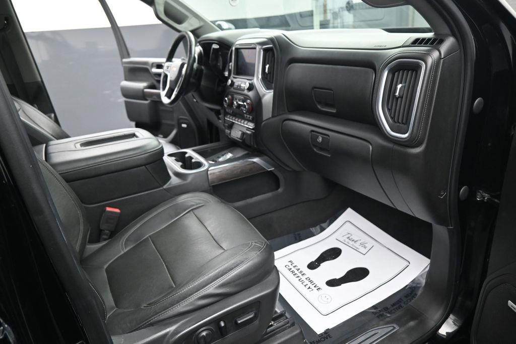 Used 2020 Chevrolet Silverado 3500 LTZ w/ LTZ Texas Edition image 33