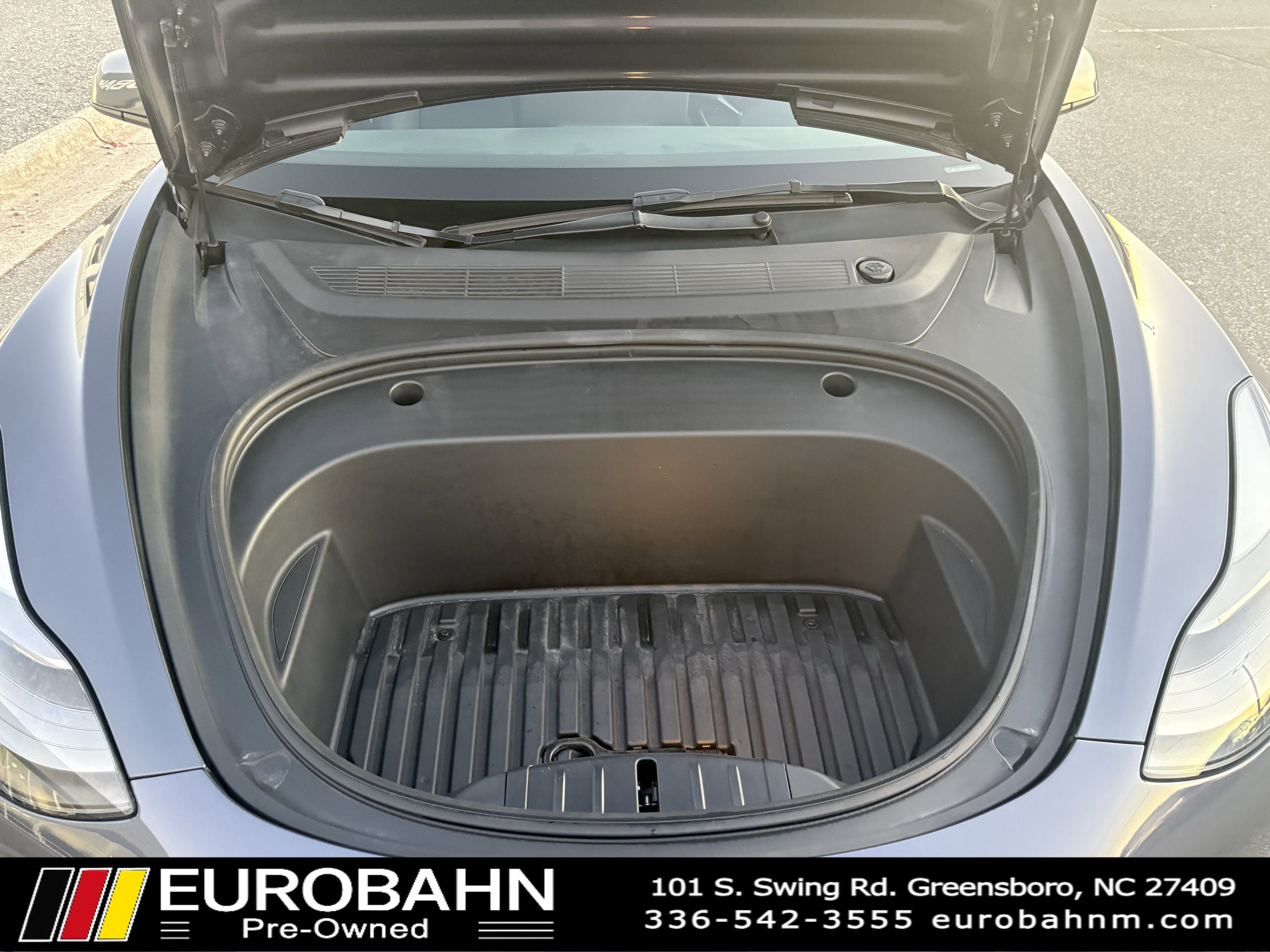 Used 2023 Tesla Model 3 Standard Range image 35