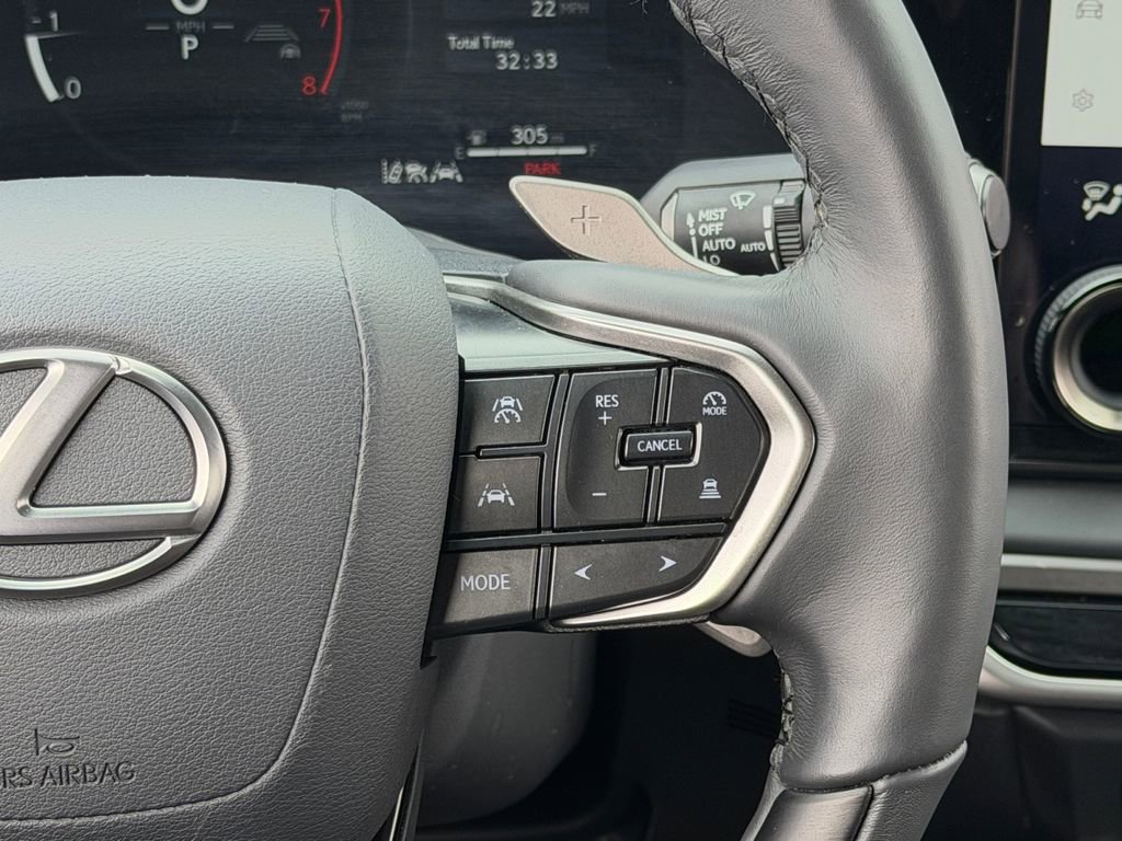 Used 2025 Lexus RX 350 Premium image 17