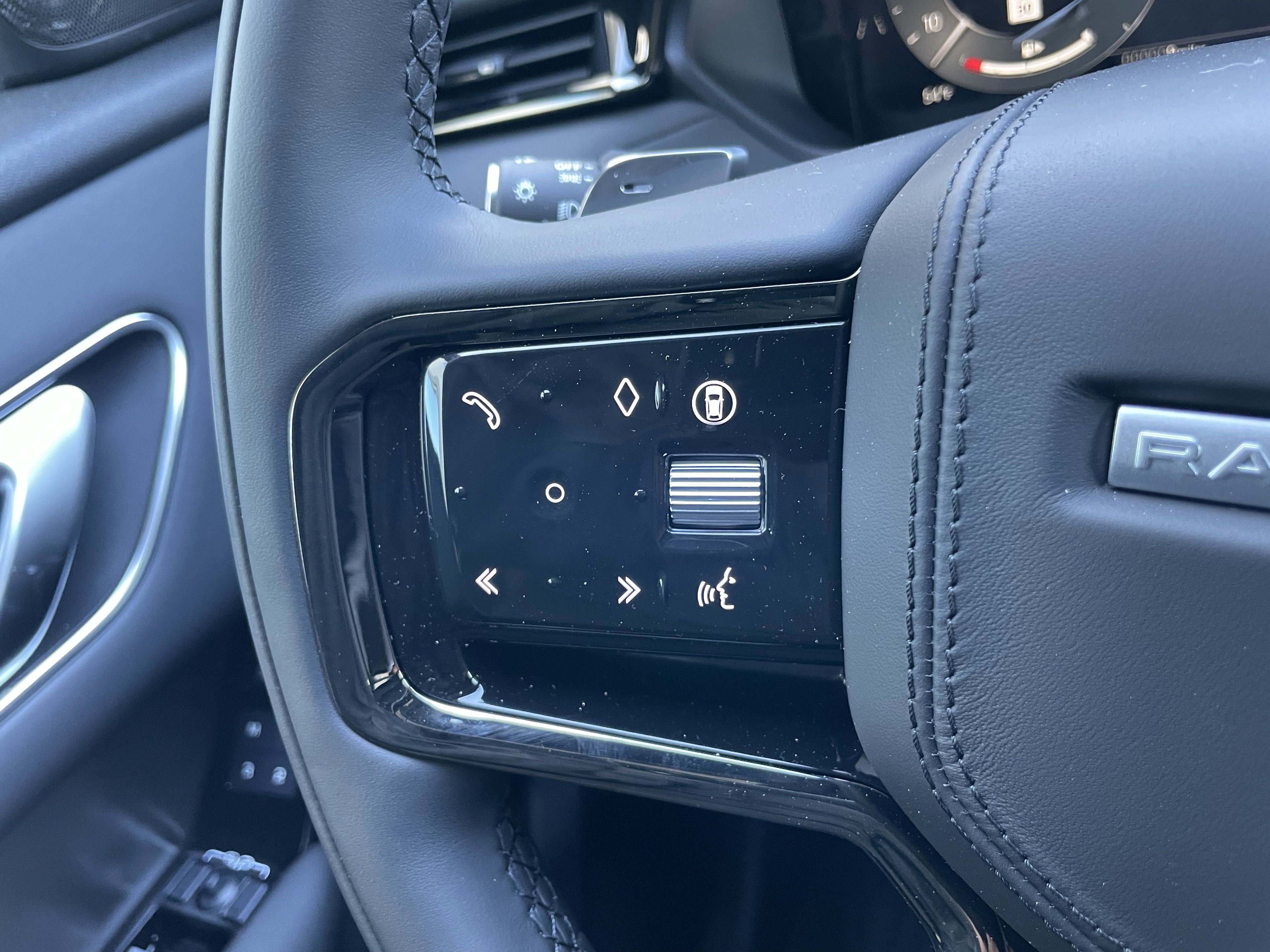 New 2026 Land Rover Range Rover Velar S image 23