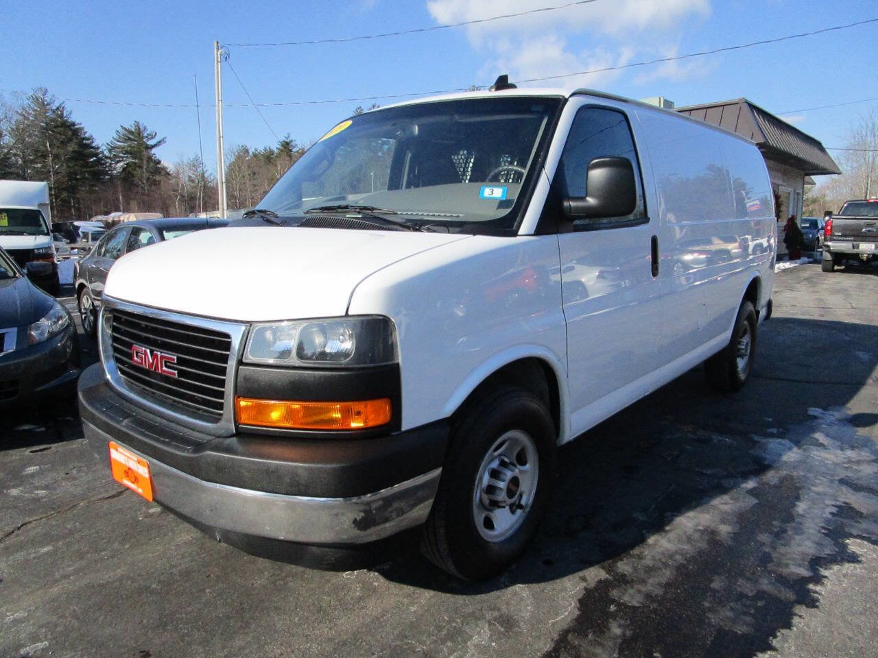 Used 2020 GMC Savana 2500 w/ Driver Convenience Package image 2