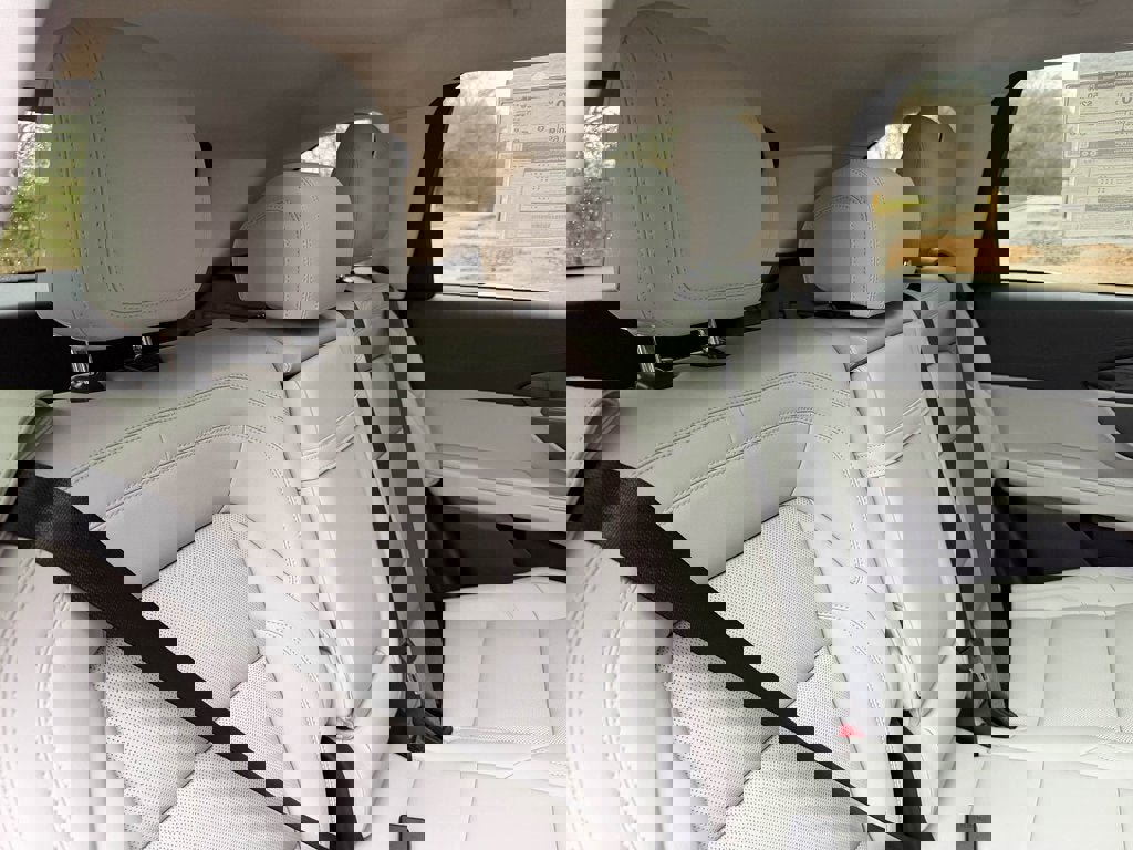 New 2026 Lincoln Nautilus Premier w/ Equipment Group 102A image 21