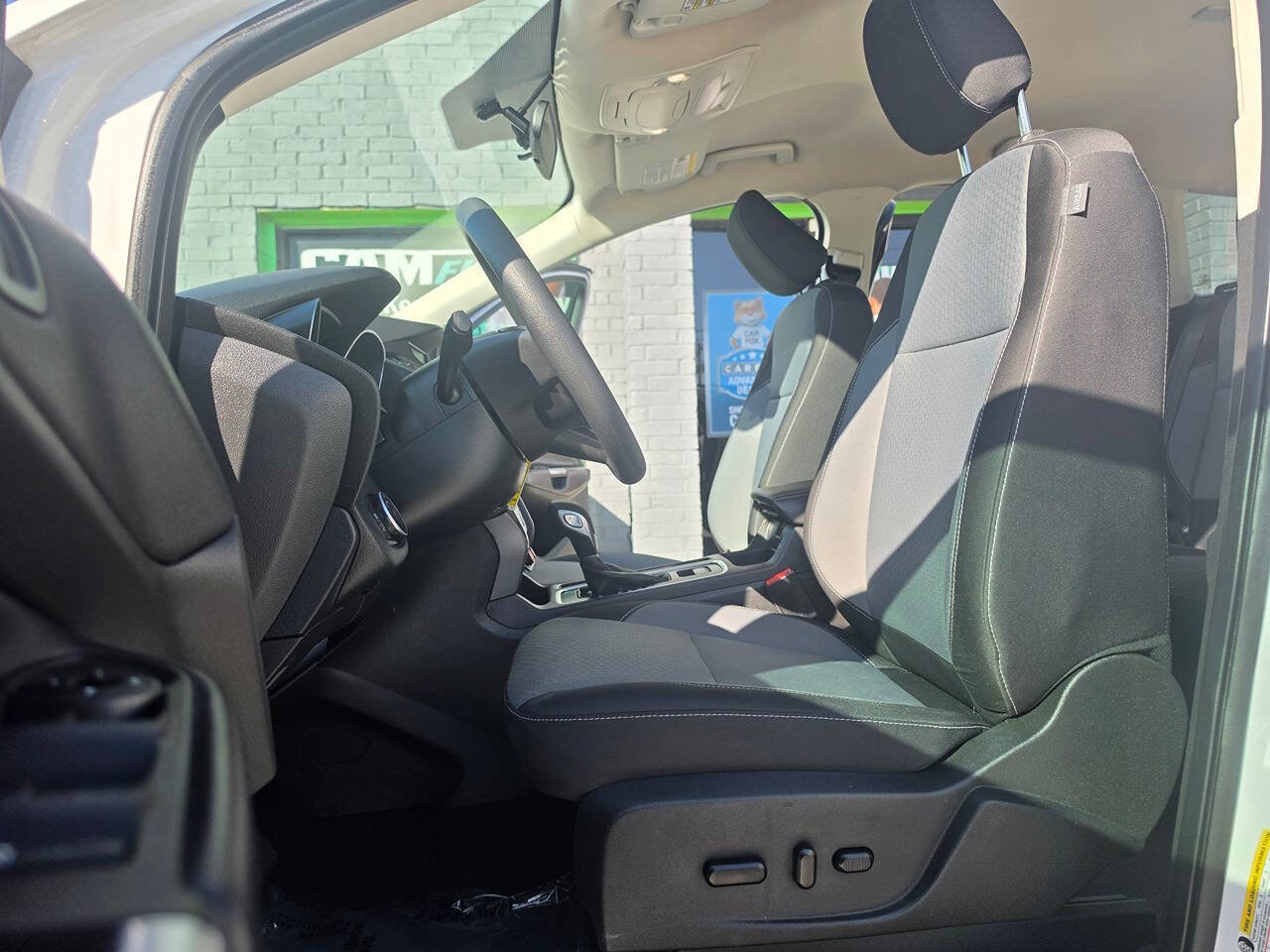 Used 2018 Ford Escape SE w/ SE Sync 3 Package AWD/4WD image 19