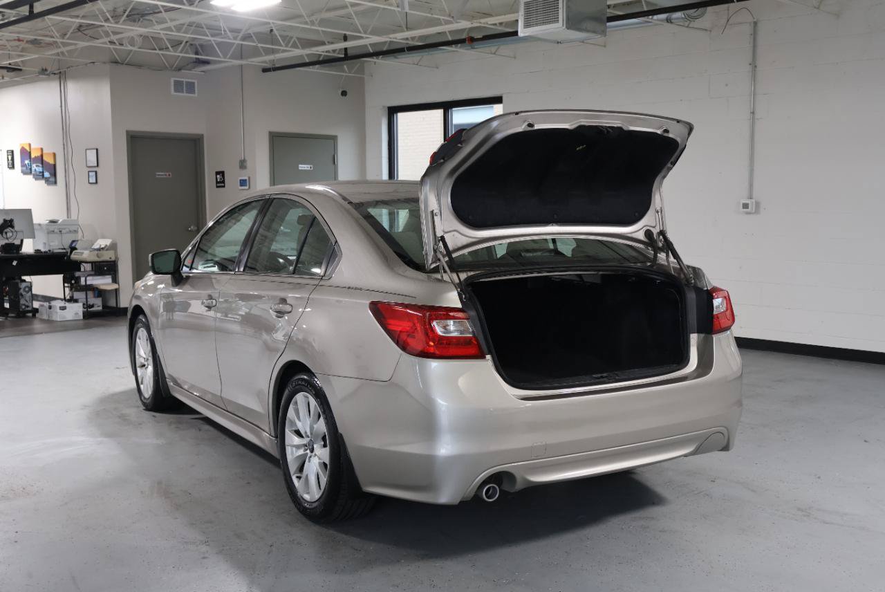 Used 2015 Subaru Legacy 2.5i Premium AWD/4WD image 6