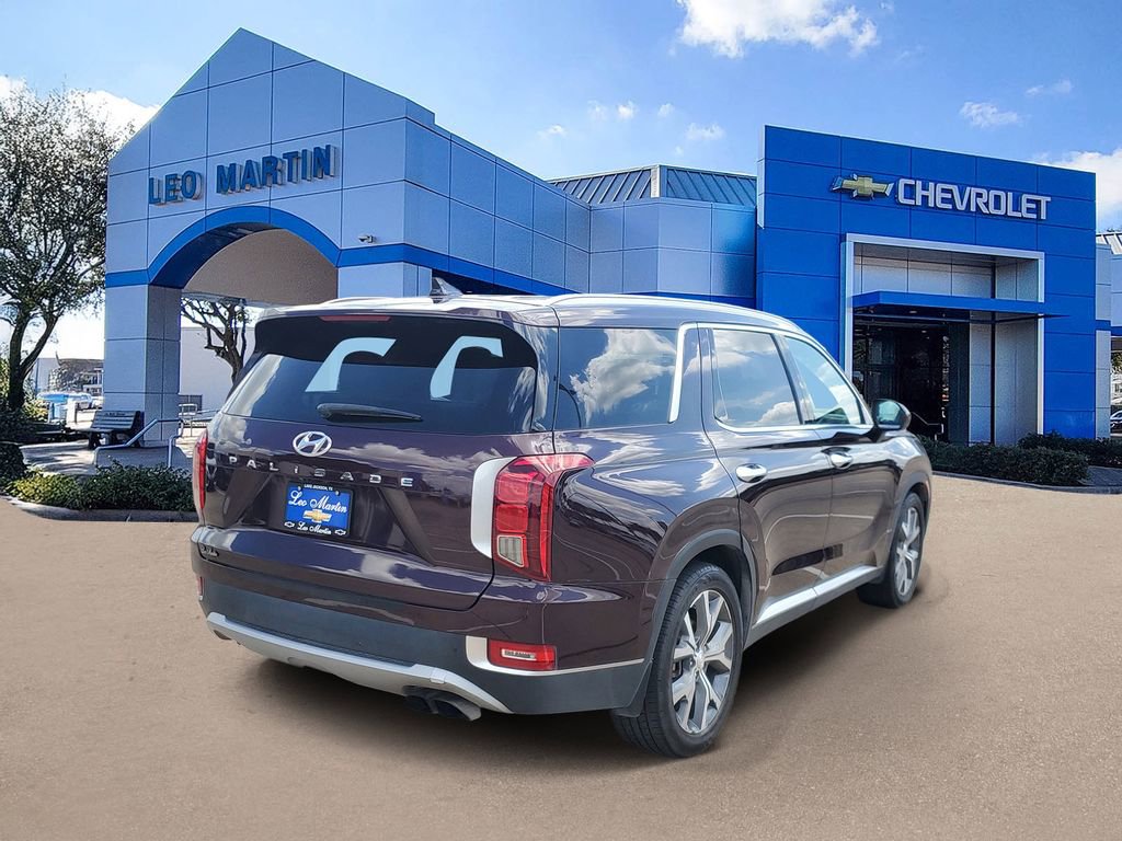 Used 2021 Hyundai Palisade SEL w/ Premium Package FWD image 3