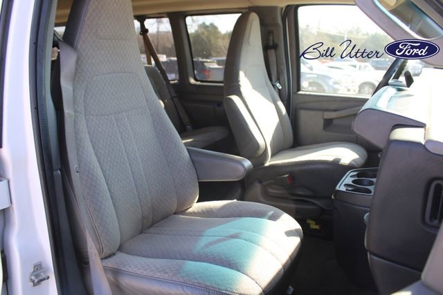 Used 2016 Chevrolet Express 3500 LT w/ LT Preferred Equipment Group image 10