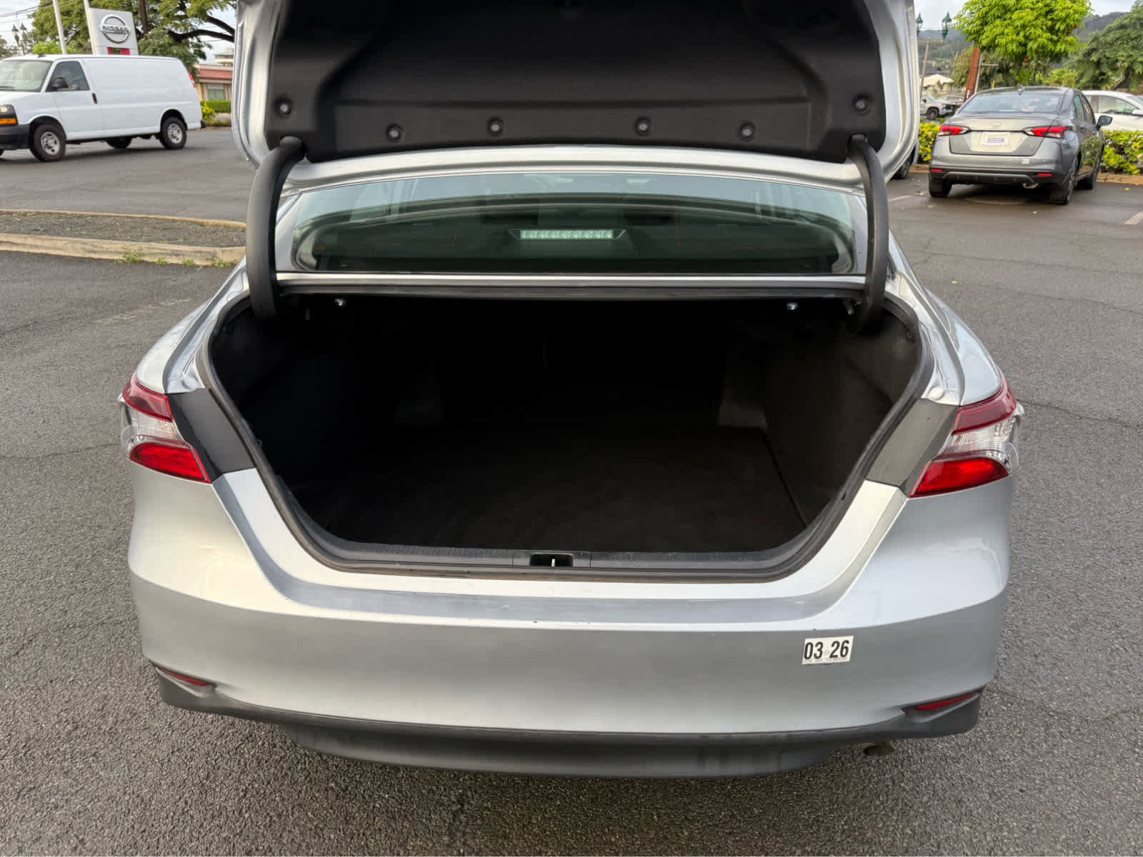 Used 2023 Toyota Camry LE image 11