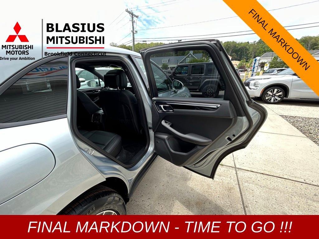 Used 2022 Porsche Macan image 27