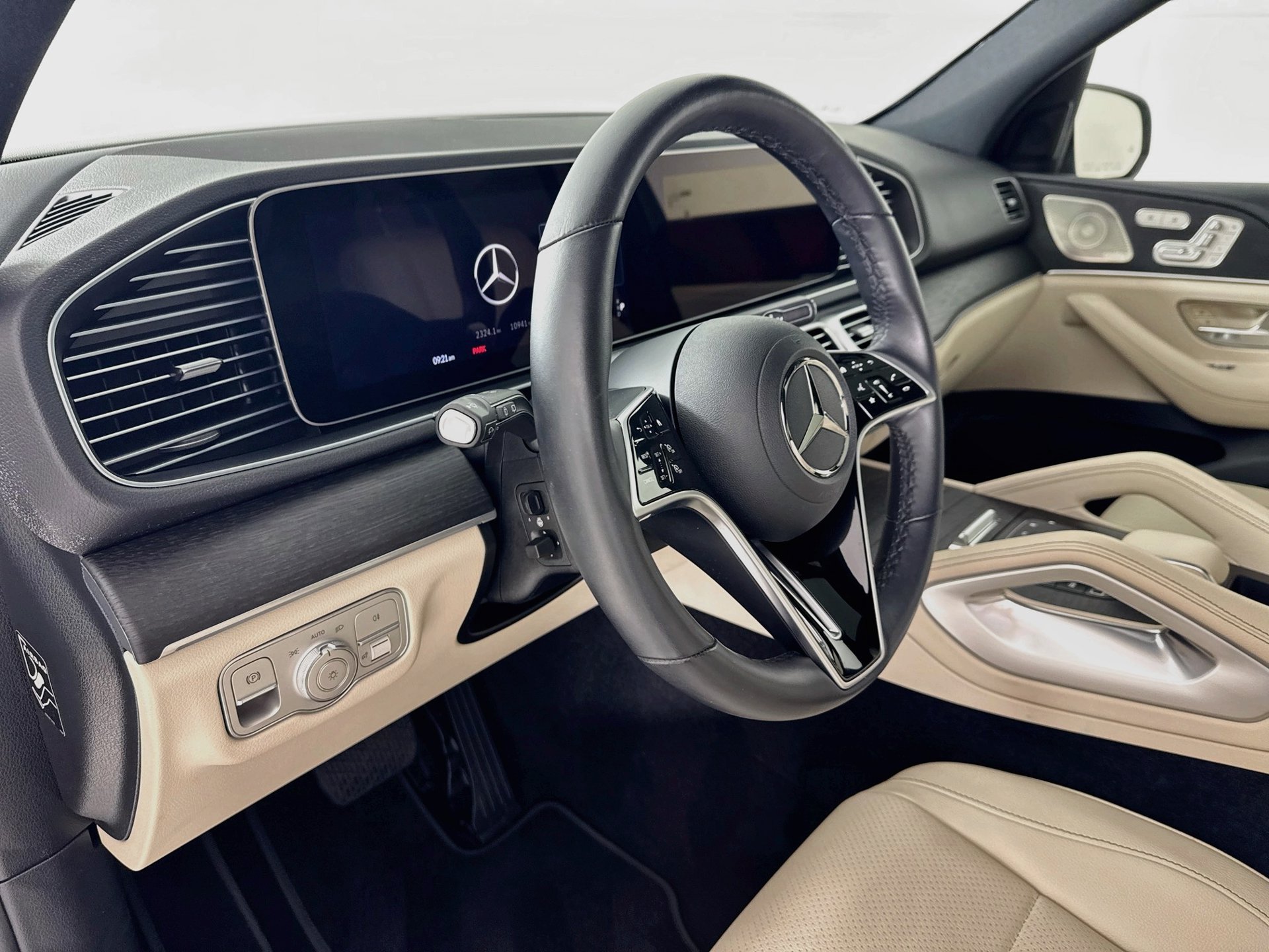 Used 2026 Mercedes-Benz GLE 350 4MATIC image 10